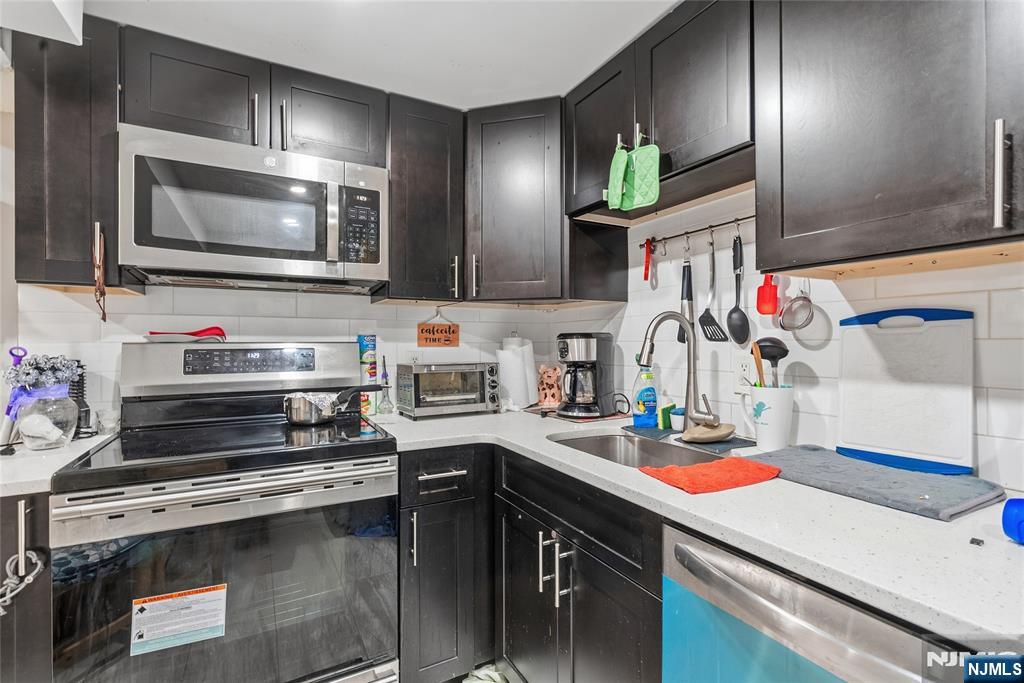 137A Dekalb Avenue