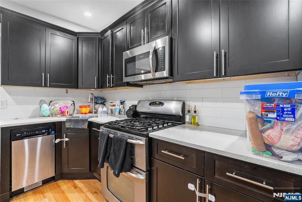 137A Dekalb Avenue