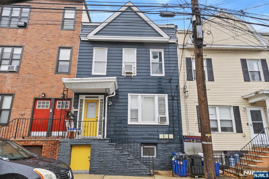 137A Dekalb Avenue