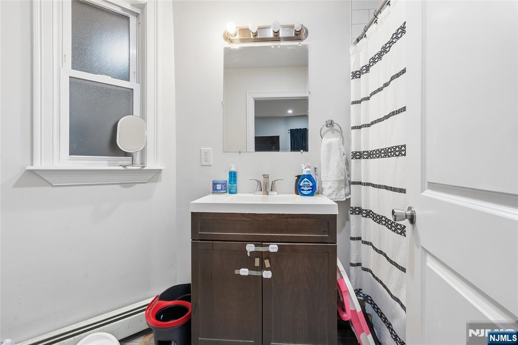 137A Dekalb Avenue