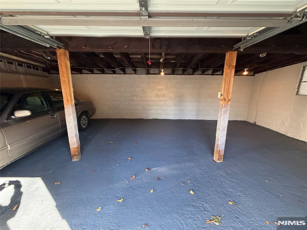 362-366 Preakness Avenue