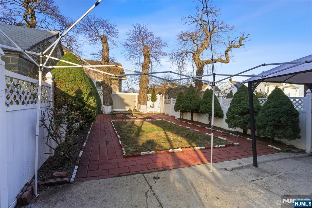 60 Winant Avenue