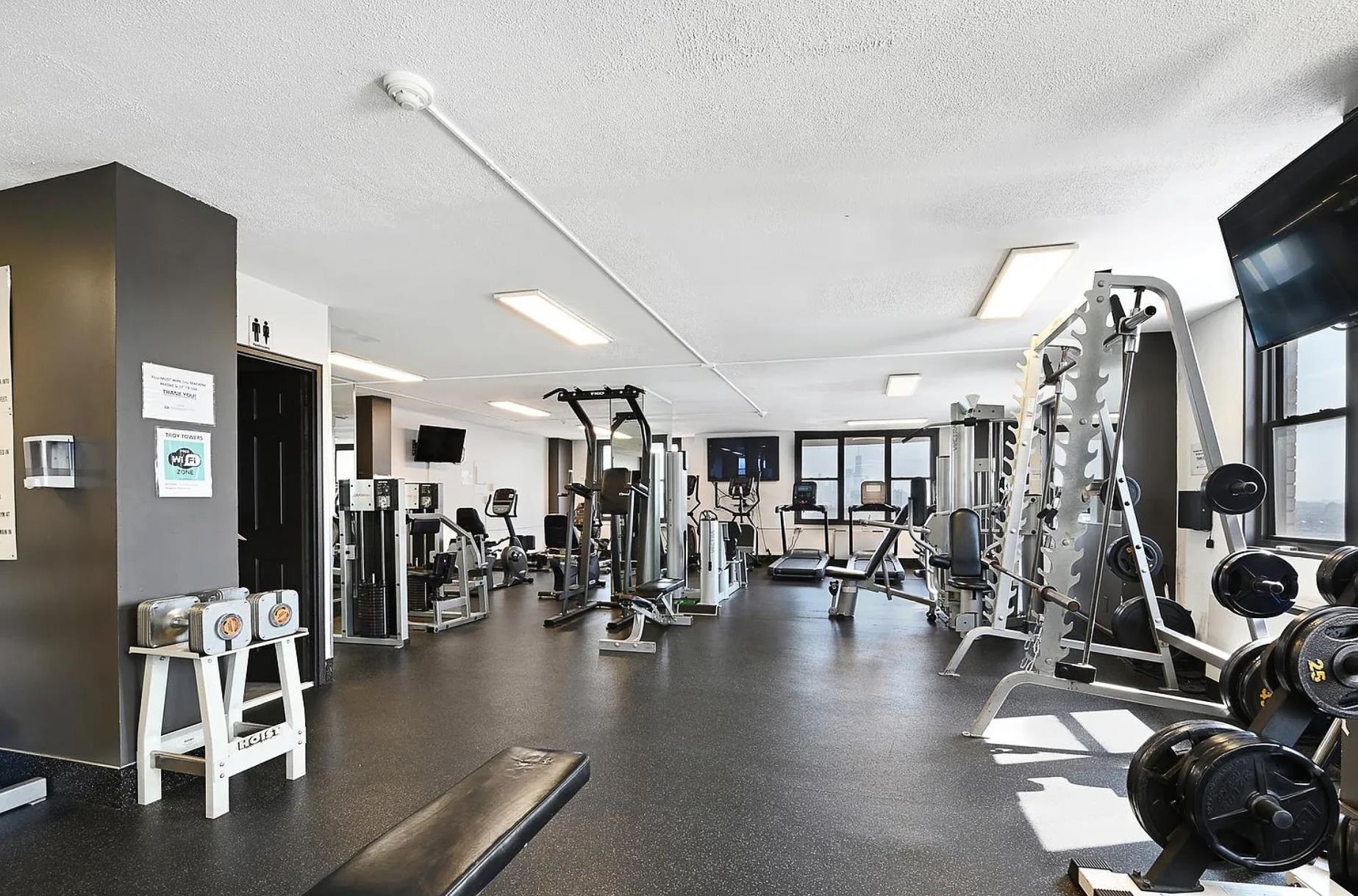 380 MOUNTAIN RD Unit: 403