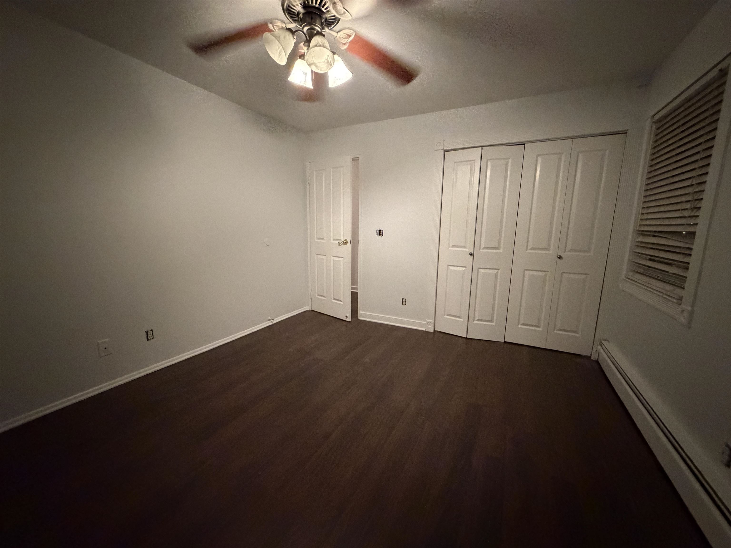 2 RADIO AVE Unit: A15