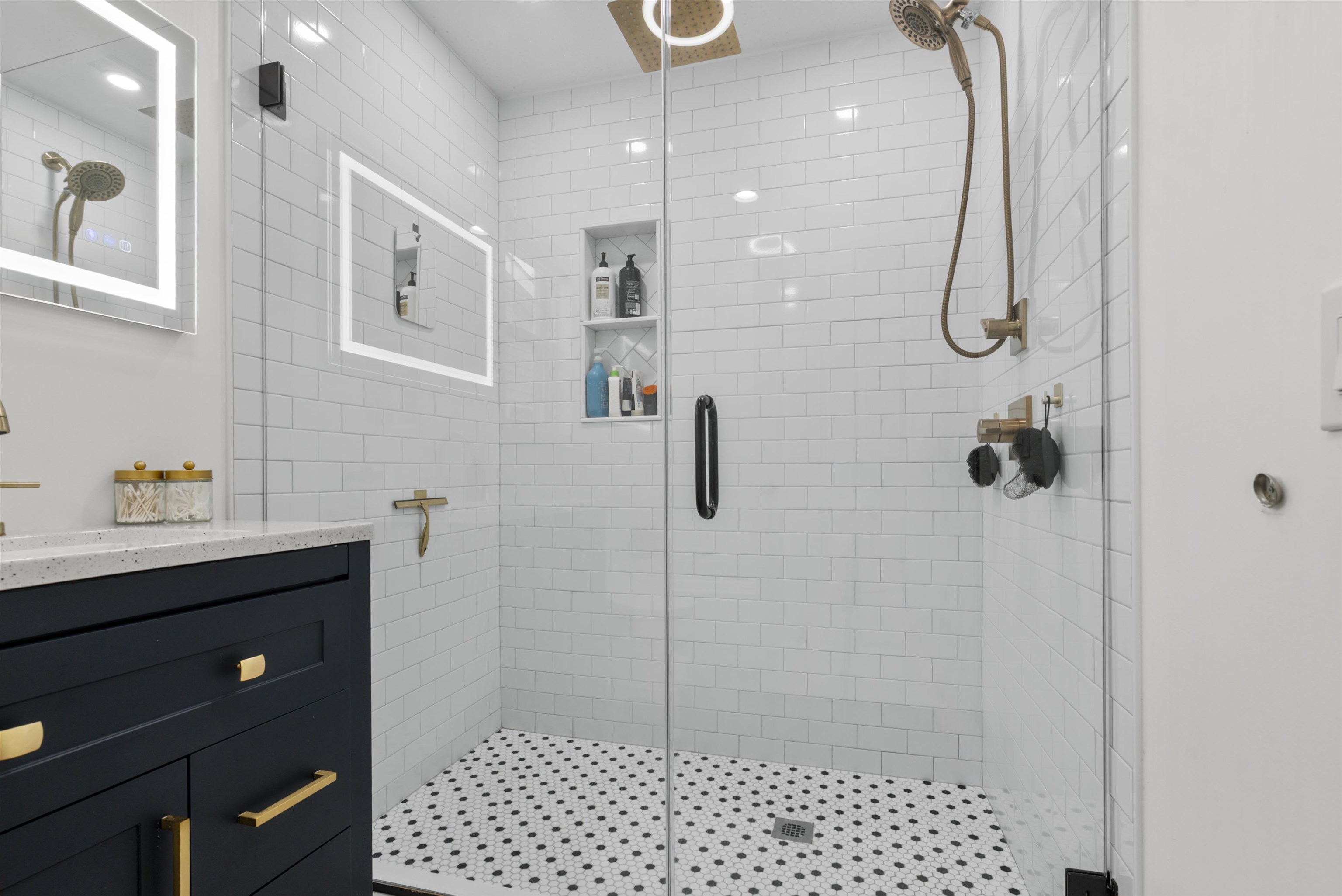 817 7TH ST Unit: A