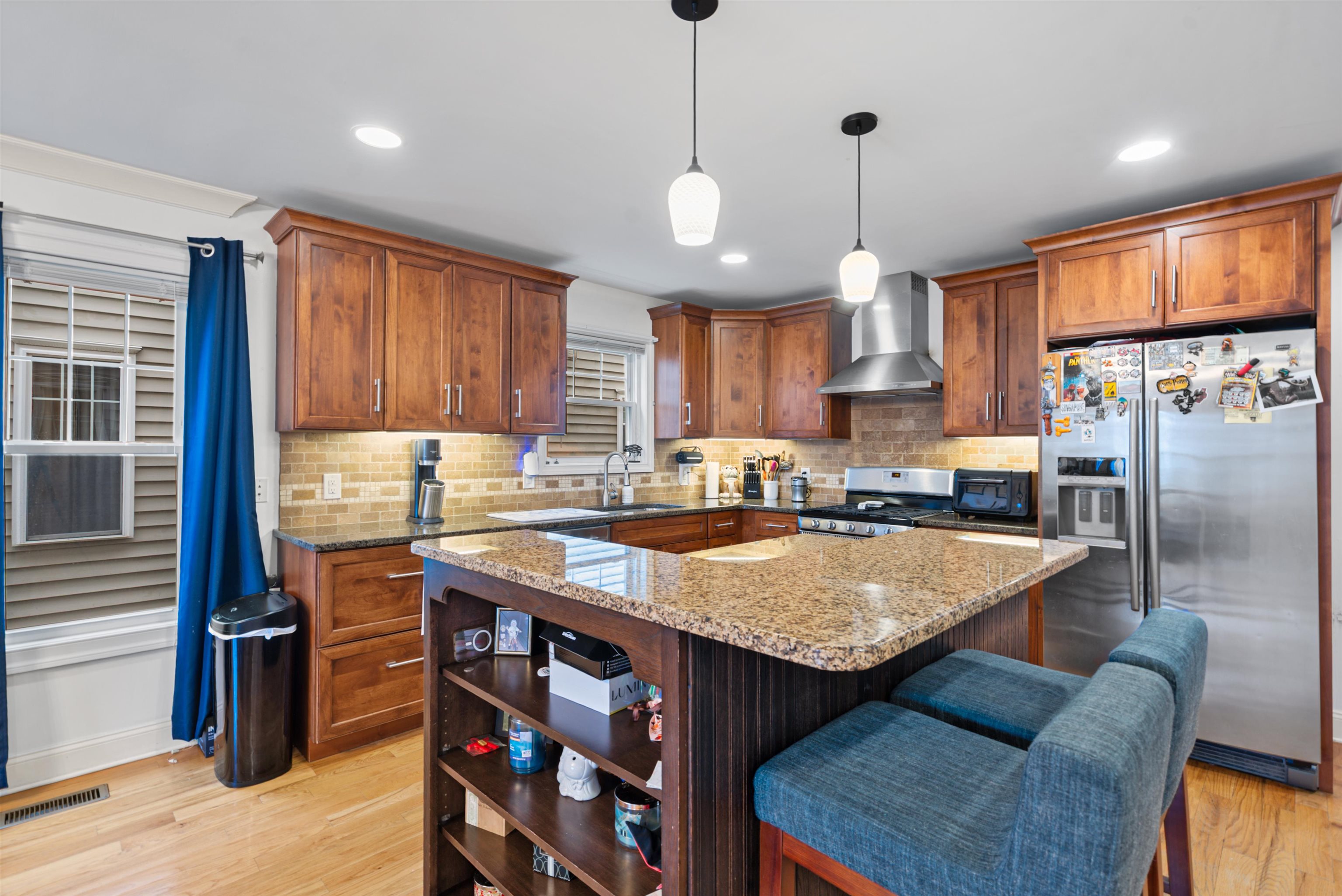 817 7TH ST Unit: A