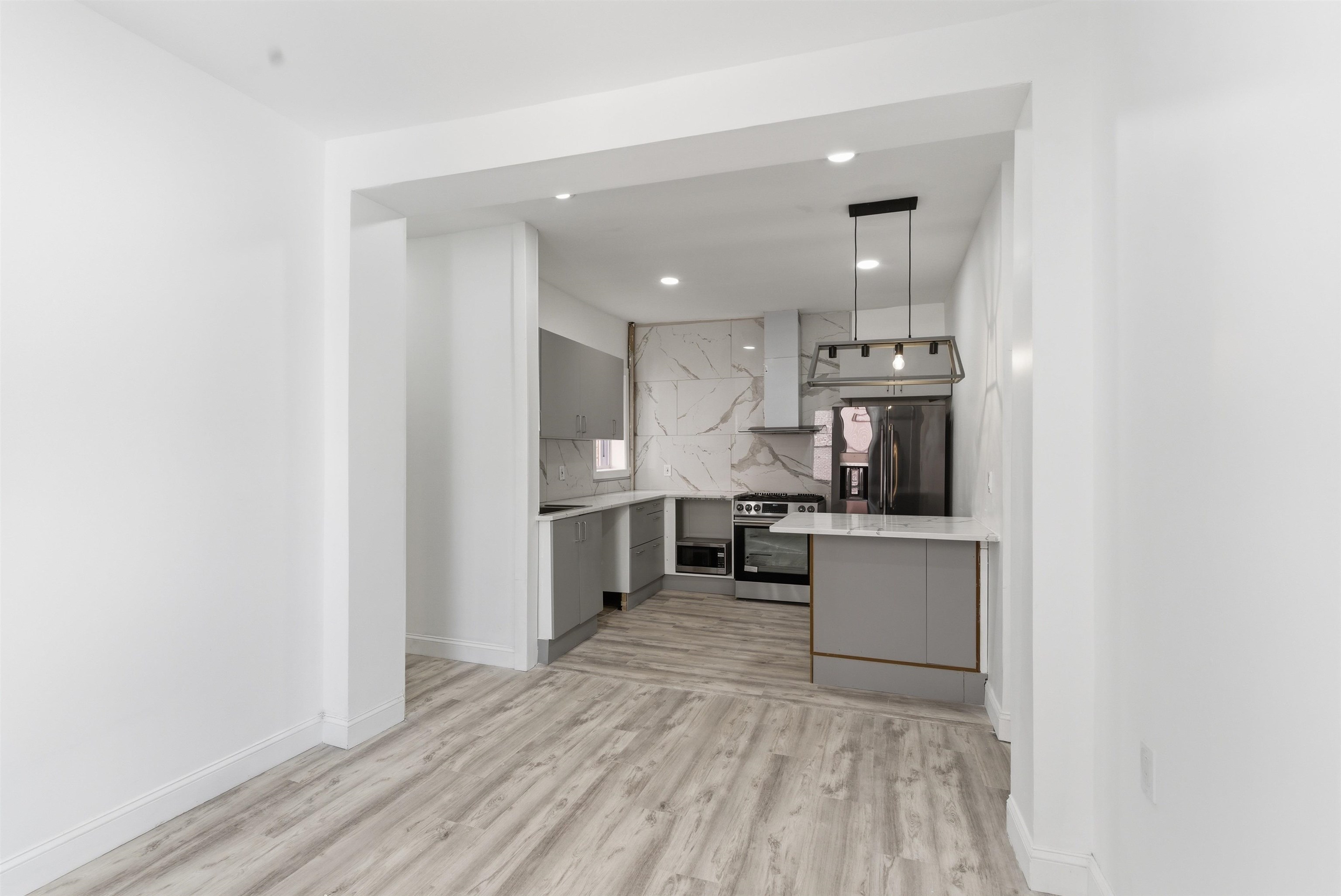 103-105 WESTOVER PL Unit: 3