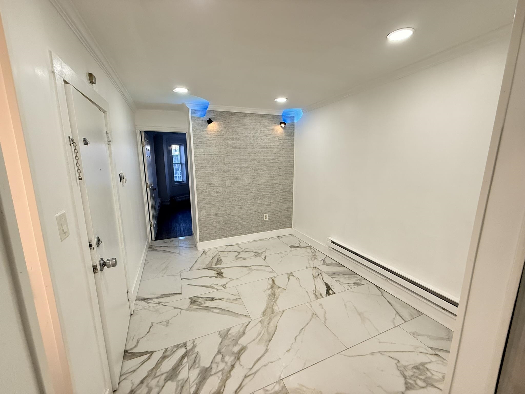 477 MERCER ST Unit: 1