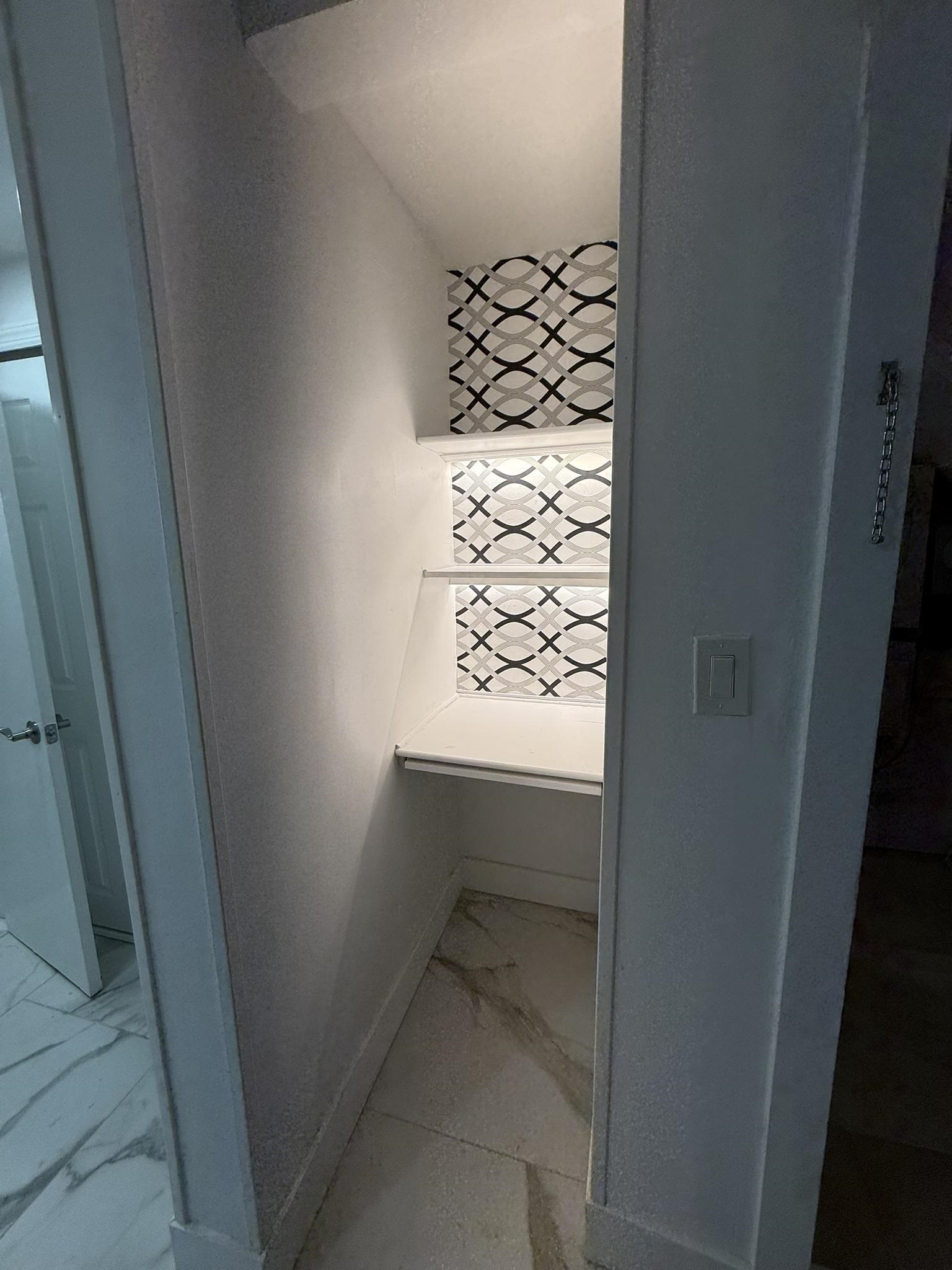 477 MERCER ST Unit: 1