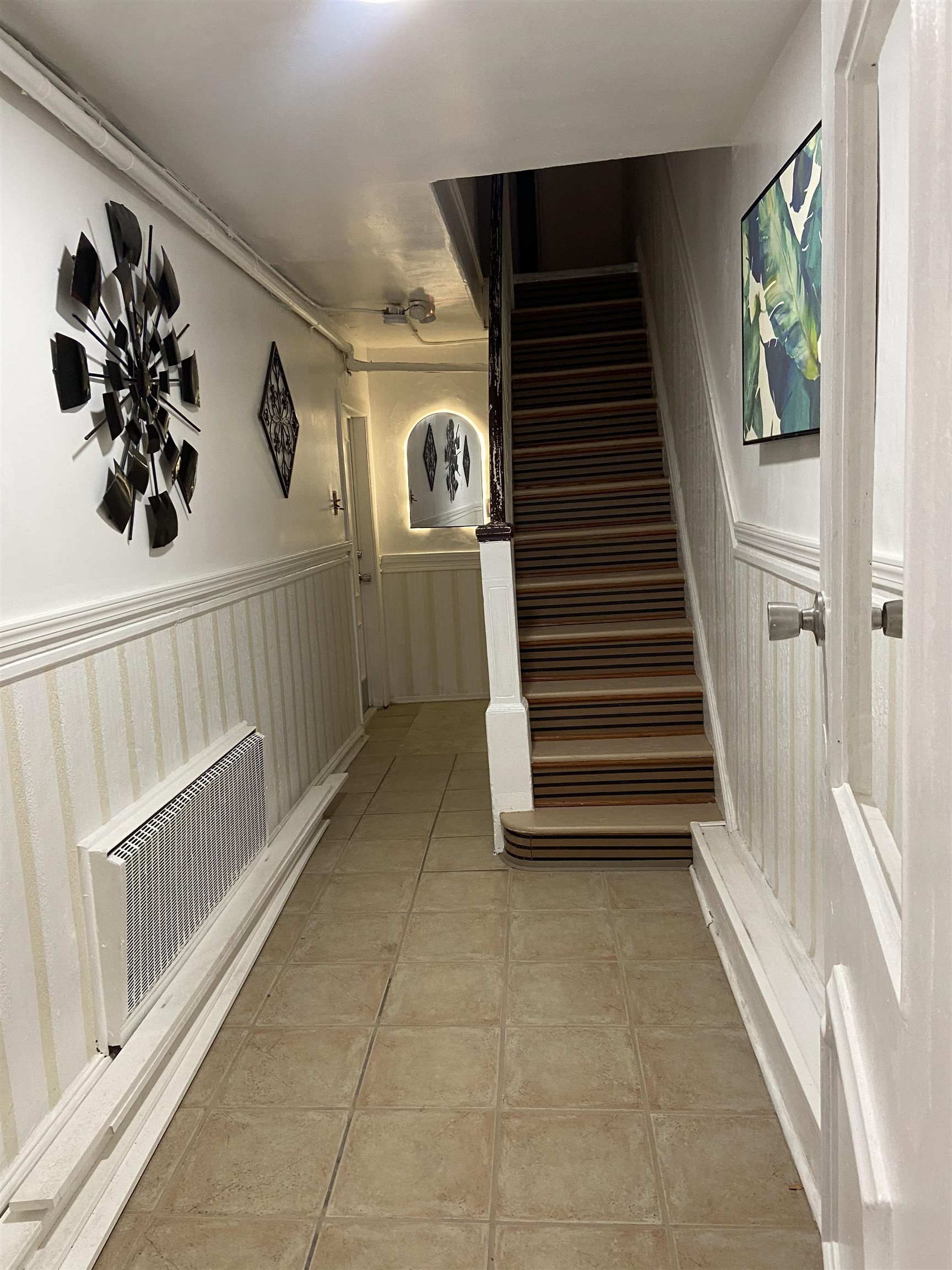 477 MERCER ST Unit: 1