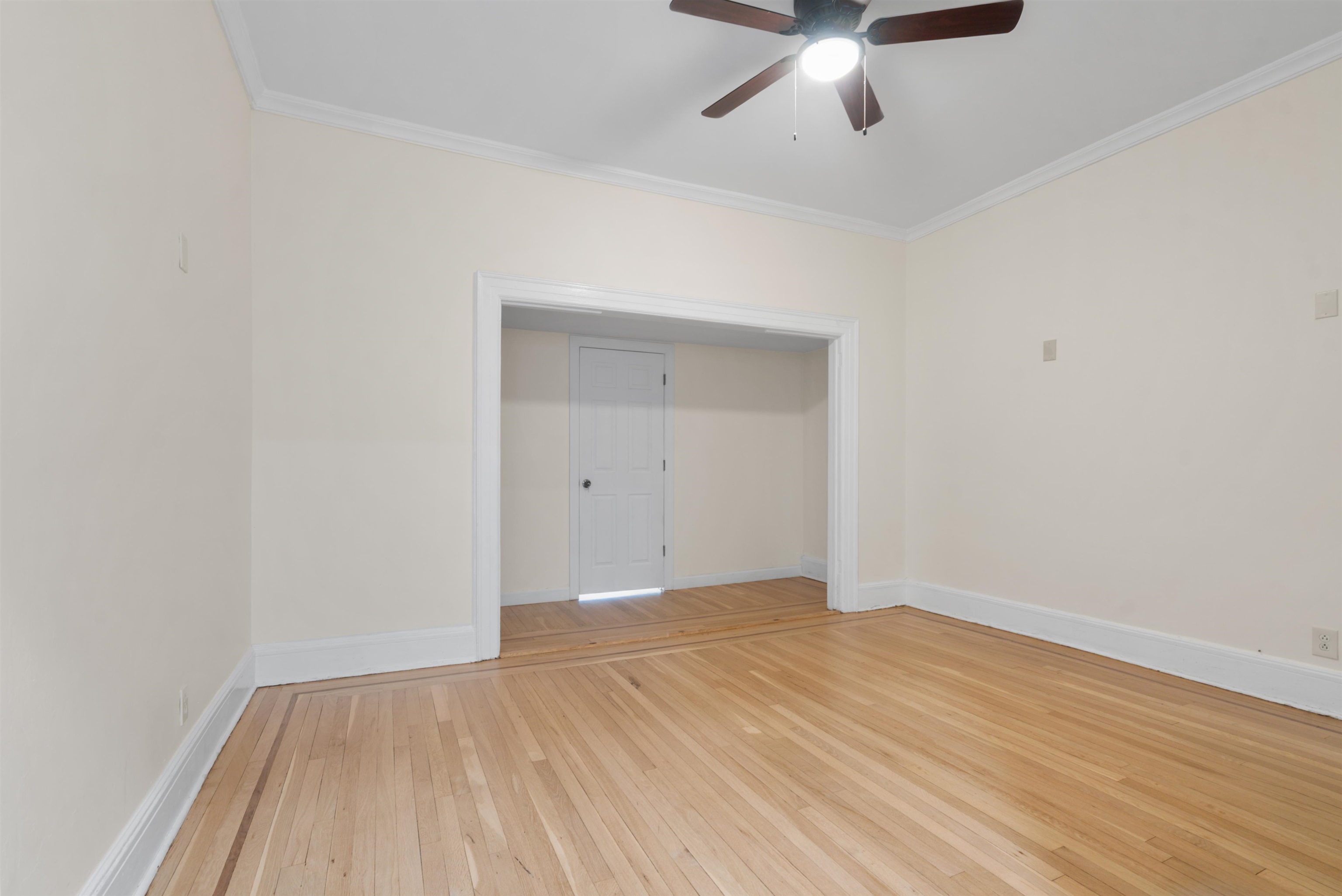 486 CENTRAL AVE