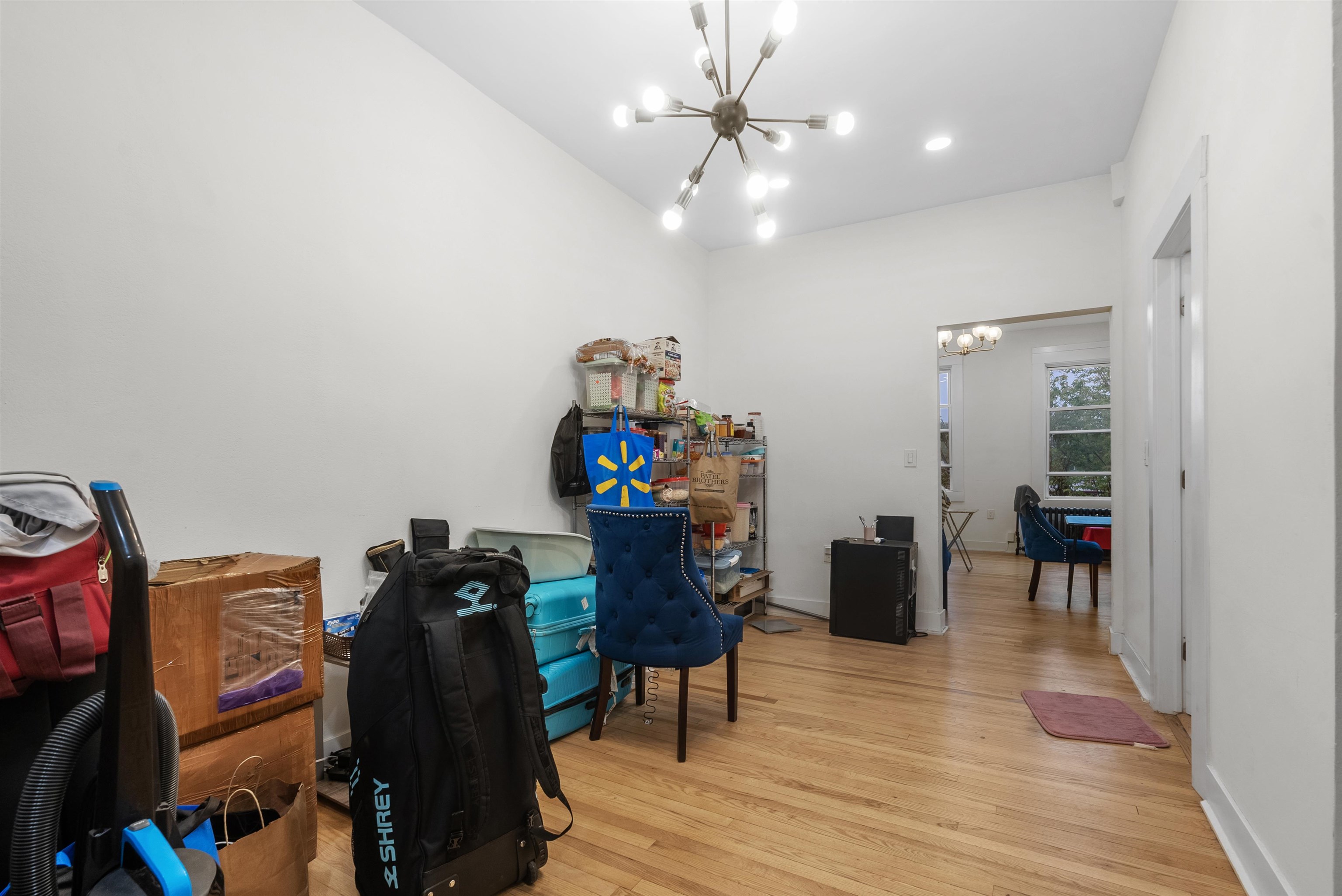 486 CENTRAL AVE