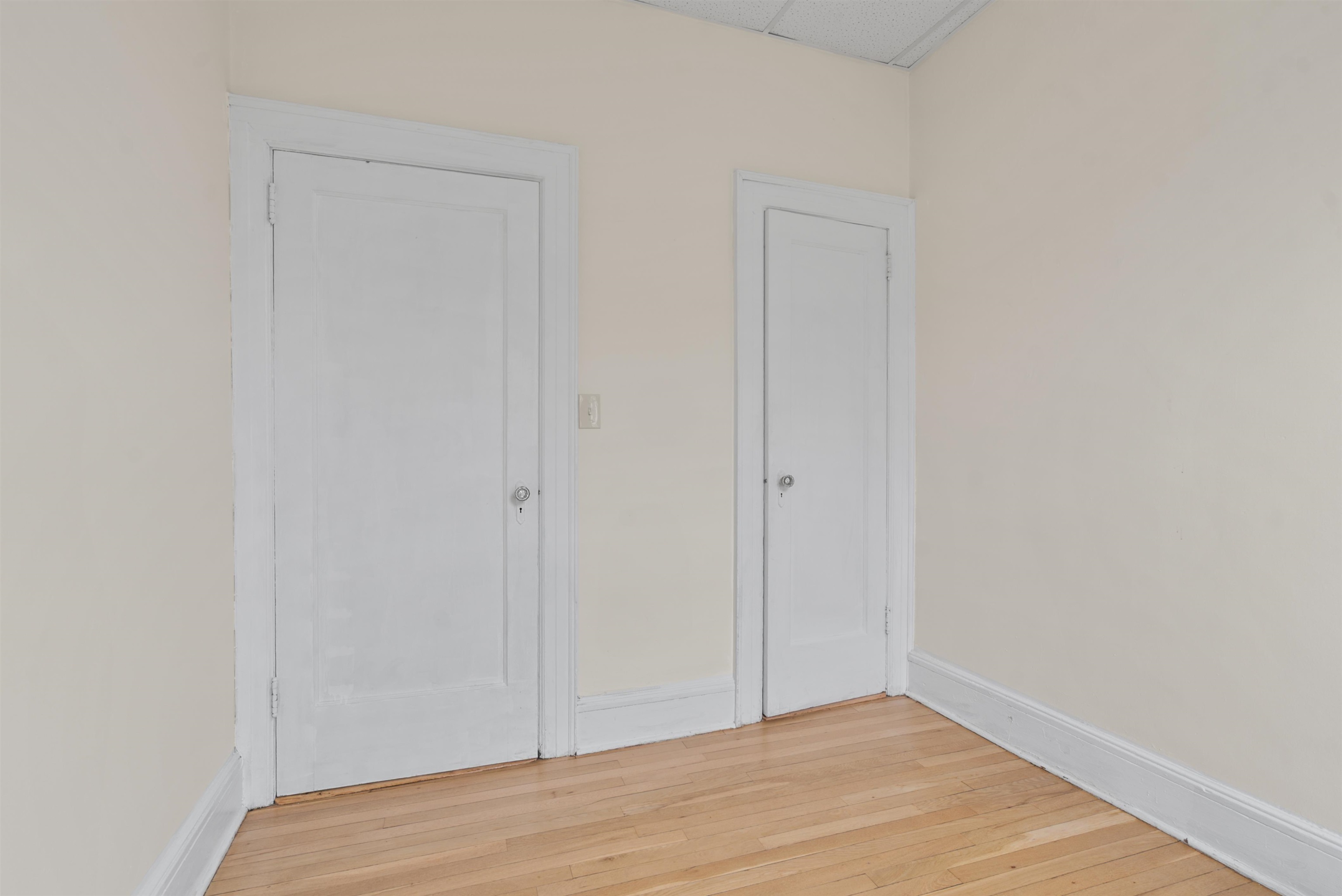 486 CENTRAL AVE