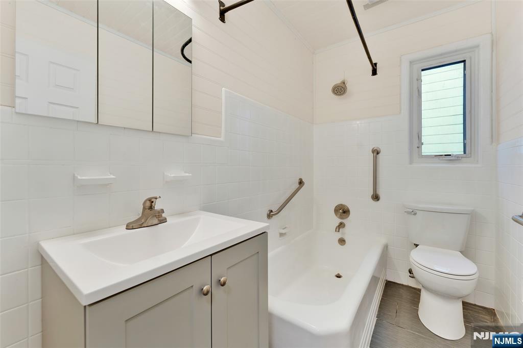 203 Brinkerhoff Street 1