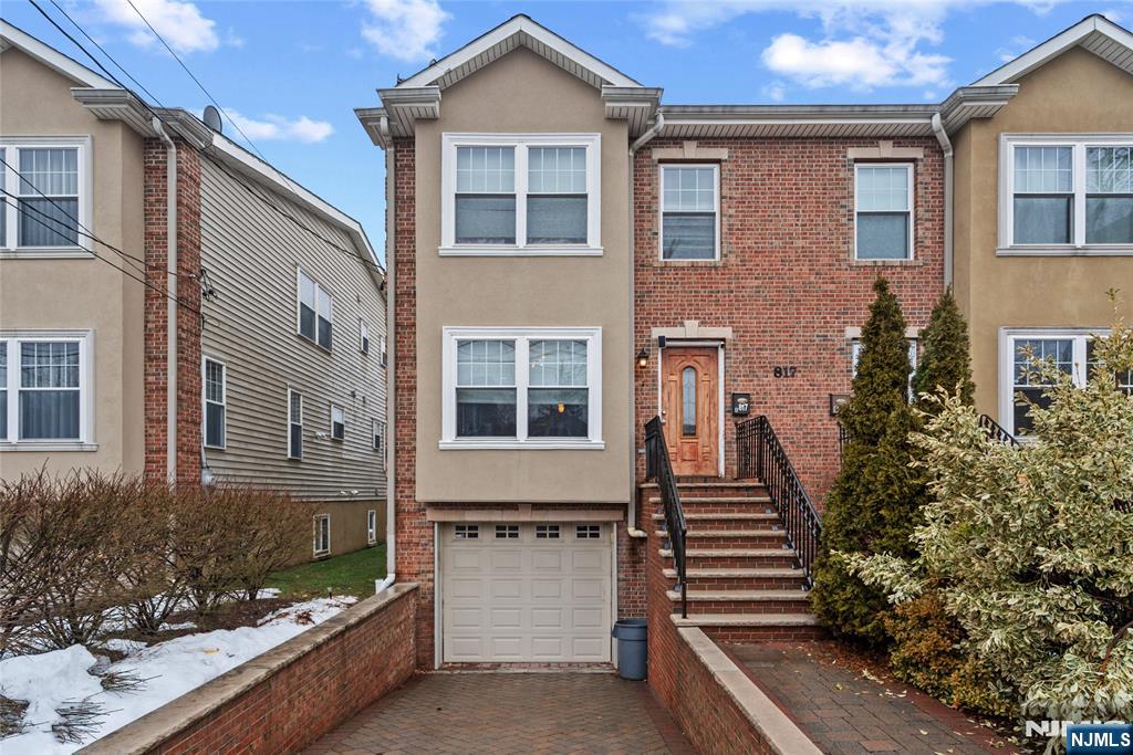 817 7th Street 1