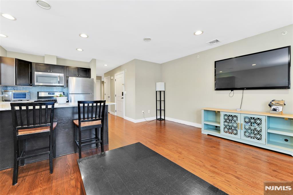 210 Hackensack Street