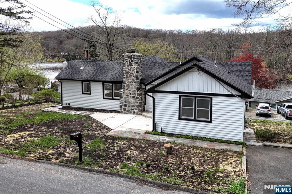 56 E Lake Shore Road