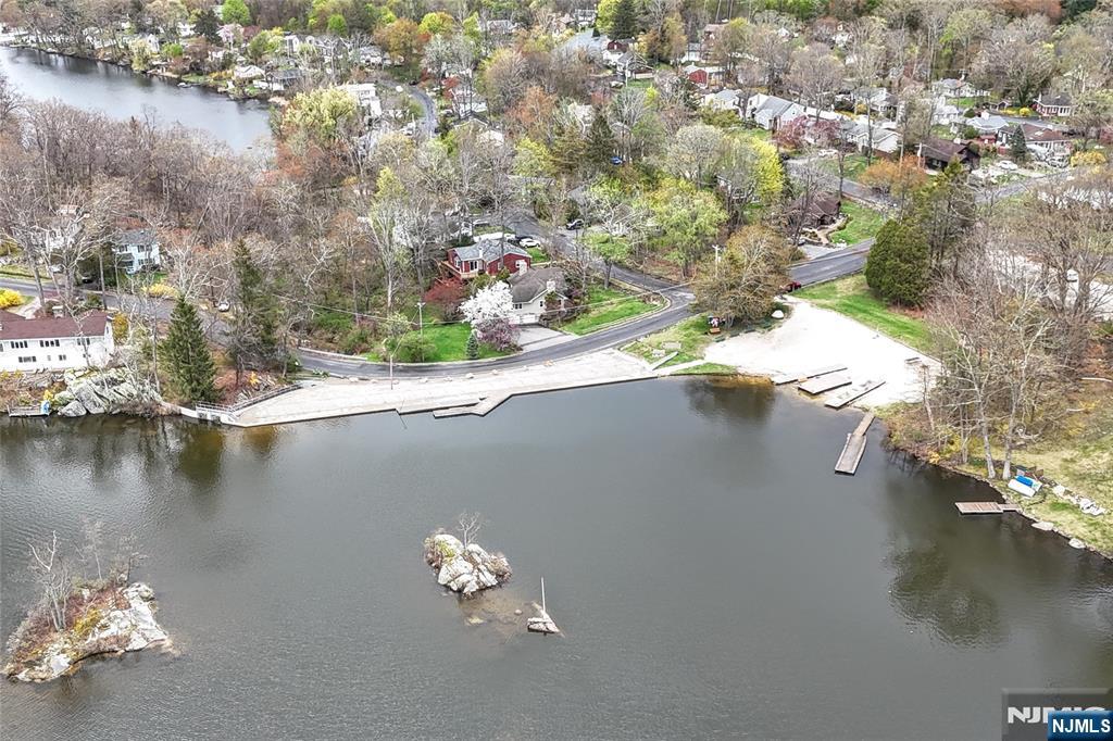 56 E Lake Shore Road