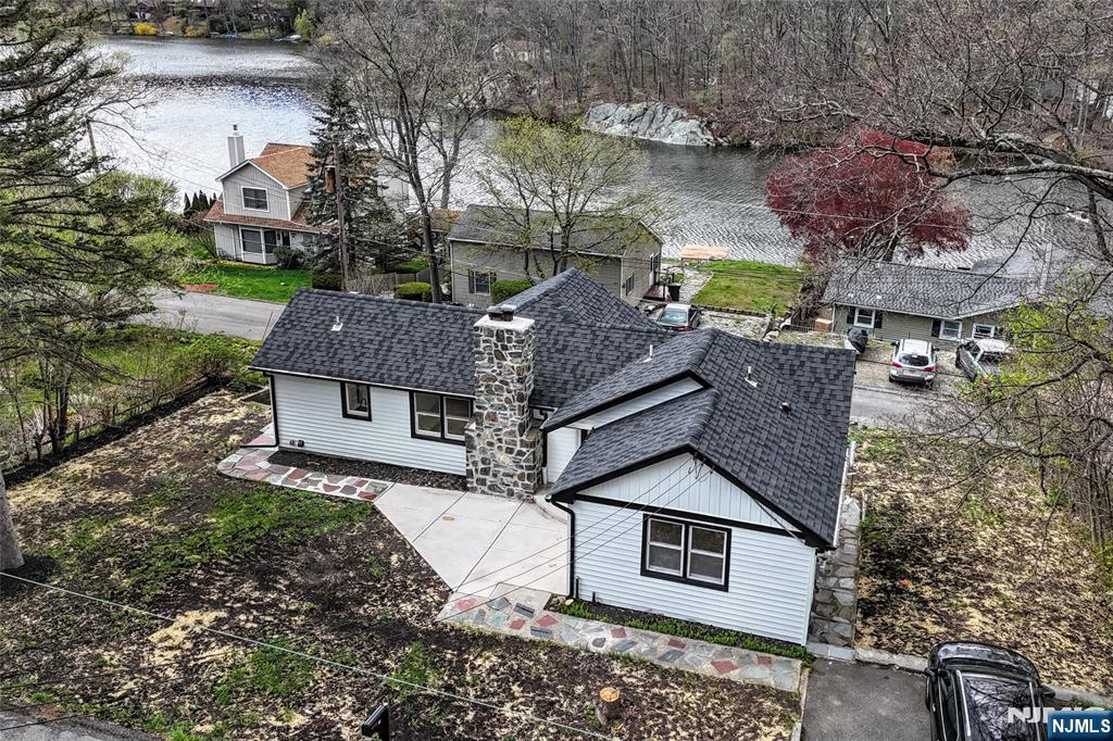 56 E Lake Shore Road