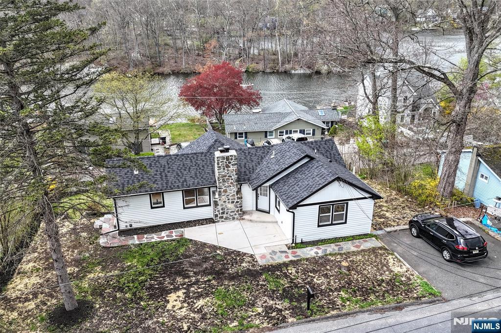 56 E Lake Shore Road