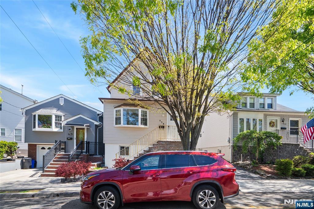 774 8th Street