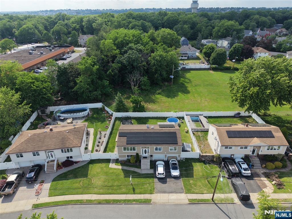 15 Robby Road