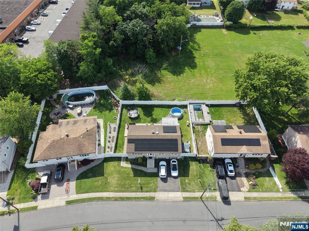 15 Robby Road