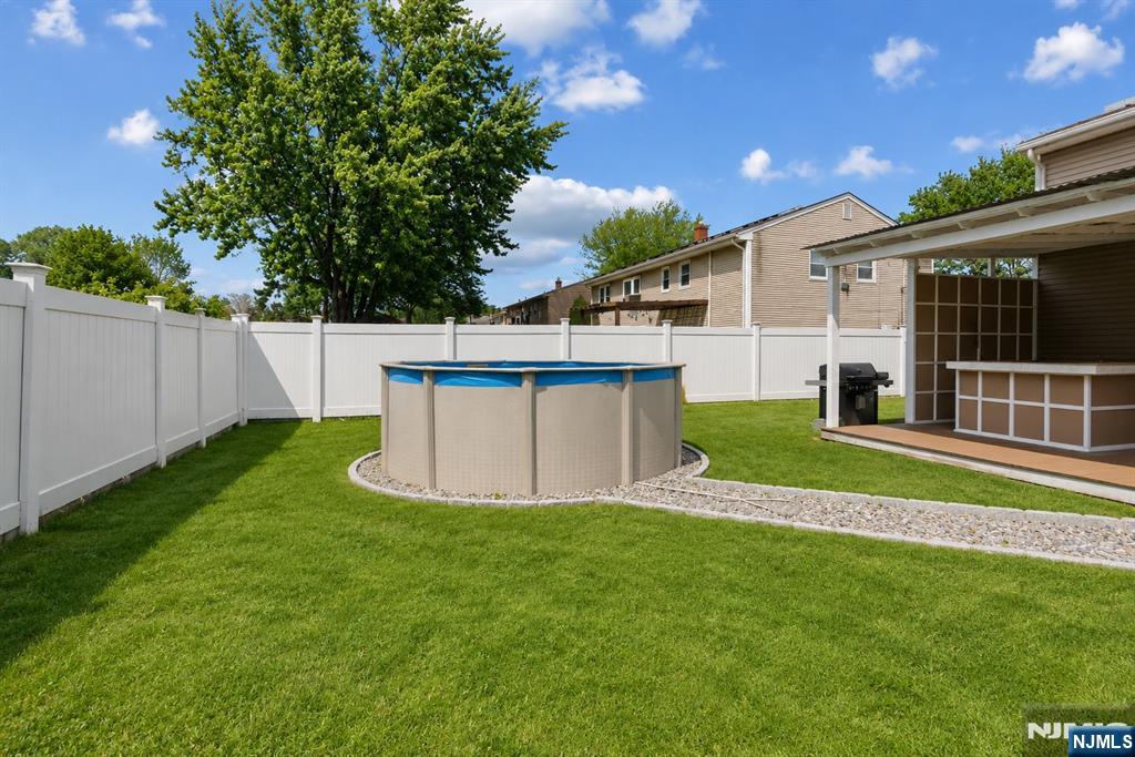 15 Robby Road