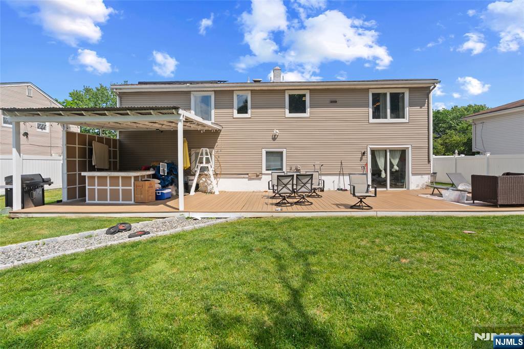 15 Robby Road