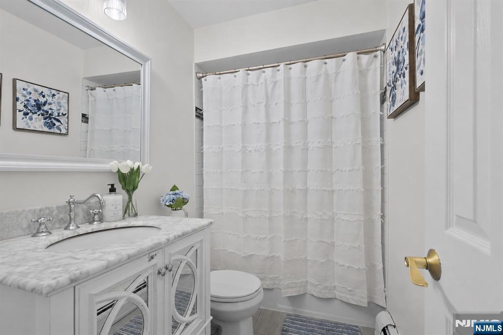 15 Robby Road