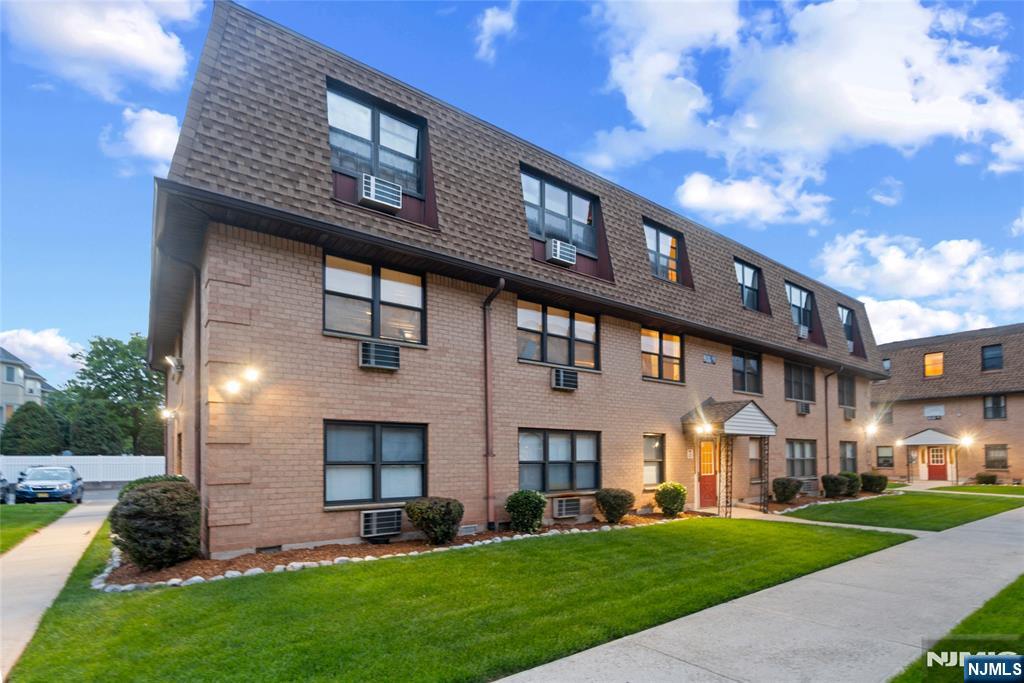 29 N End Drive