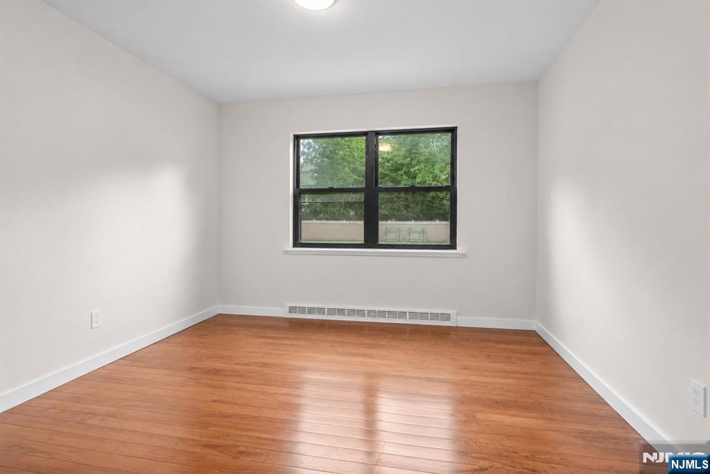 29 N End Drive