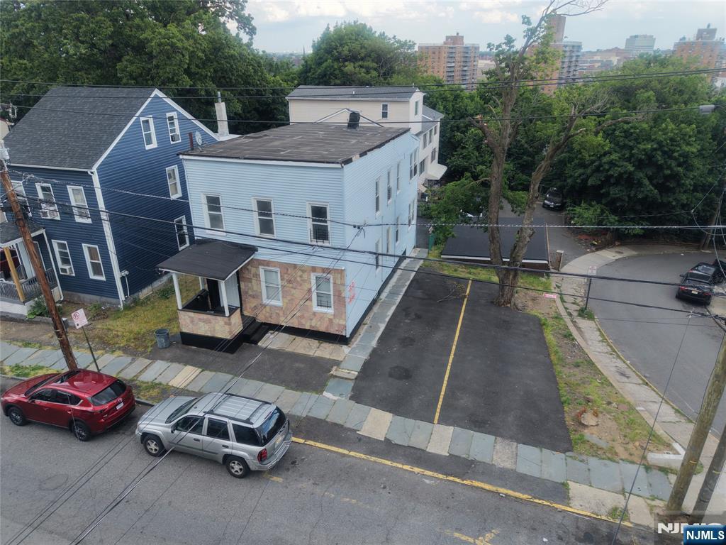 8-10 N 3rd Street