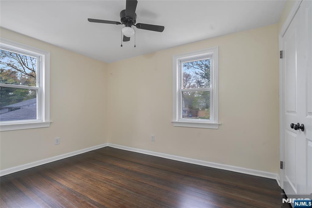 6 Dawes Avenue