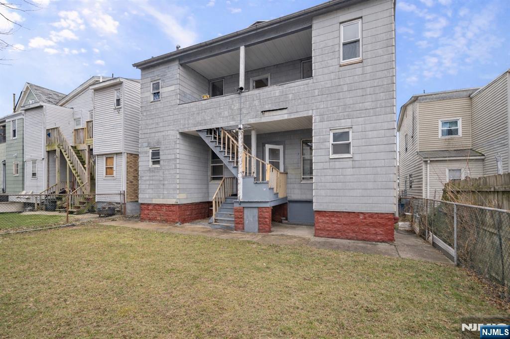33-35 Delaware Street