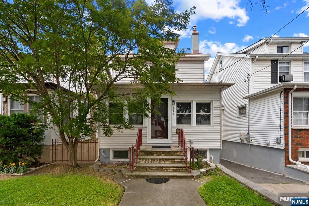 731 Humboldt Street