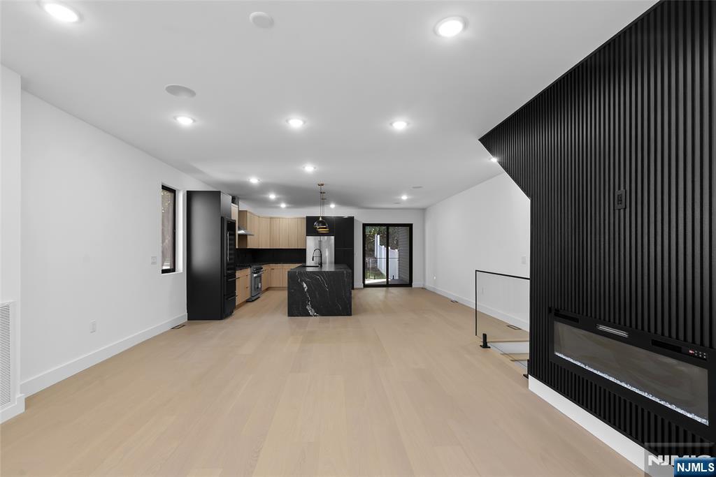 704 Chestnut Street A