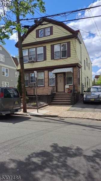 283 Ridgewood Ave