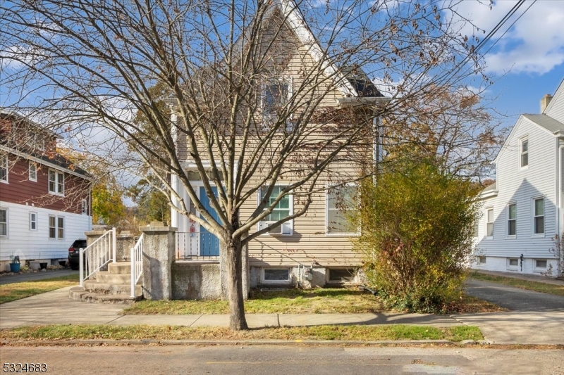 92 2nd Ave
