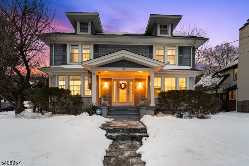764 Goffle Rd