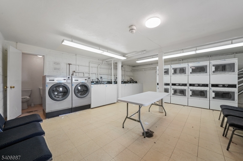 1300 Rock Ave APT F1