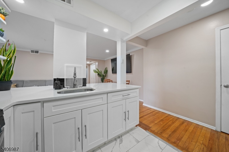 1300 Rock Ave APT F1