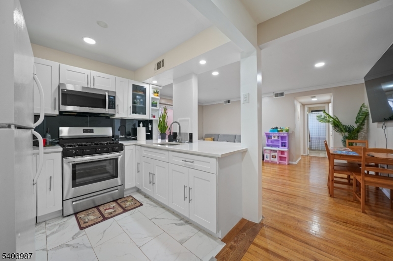 1300 Rock Ave APT F1