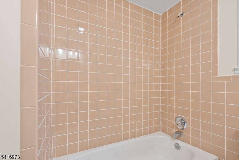 33-35 Delaware Street