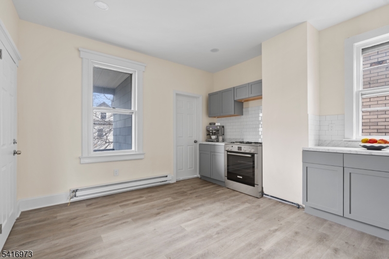 33-35 Delaware Street