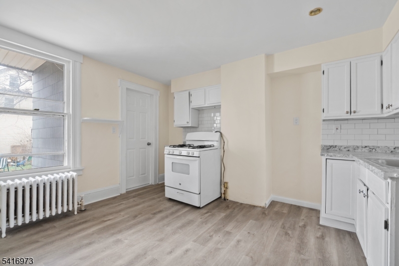 33-35 Delaware Street