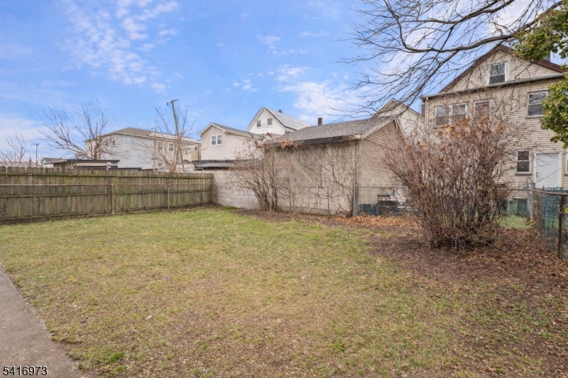 33-35 Delaware Street