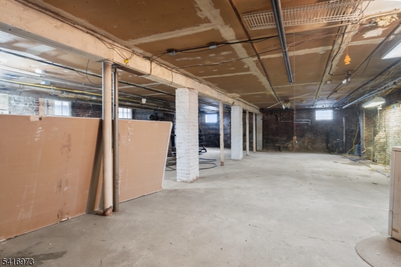 33-35 Delaware Street