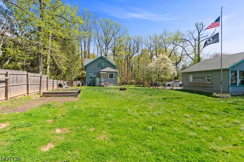 1461 Cooper Rd
