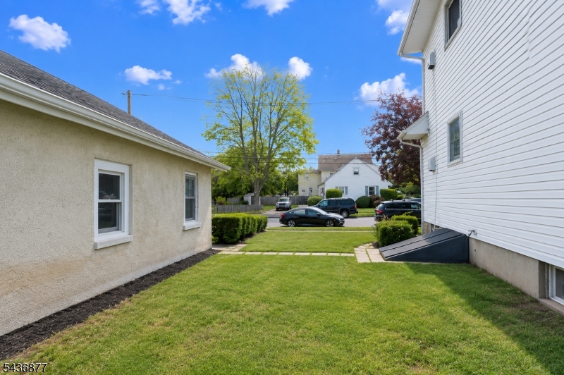 300 Watson Ave